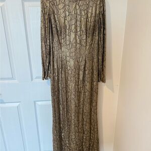 Carmen Marc Valvo Gold Textured Dress